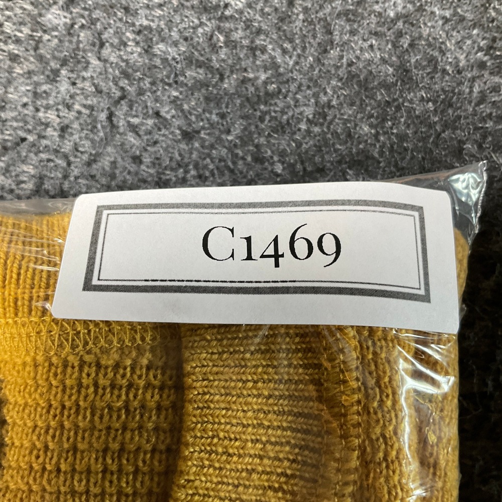Banana Republic Sweater Womens M Yellow Wool Classic Minimalist Preppy Luxury - Picture 8 of 9